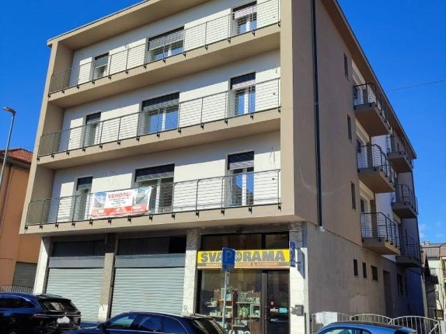 Appartamento in vendita a Cantù, Lombardia