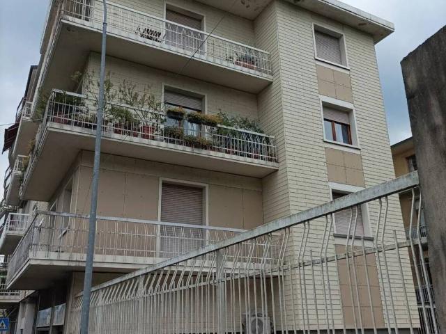 Appartamento in vendita a Villaggio Trieste, Cantù