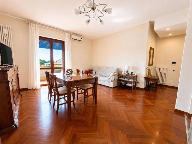 Appartamento in vendita a Cantù, Lombardia