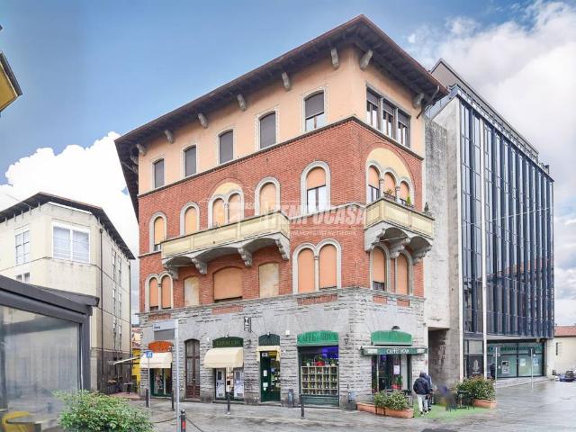Appartamento in vendita a Cantù, Lombardia