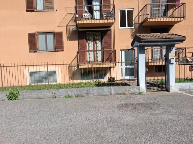 Appartamento in vendita a Canzo, Lombardia