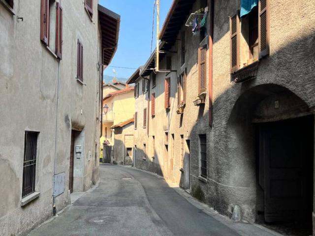 Appartamento in vendita a San Francesco, Canzo