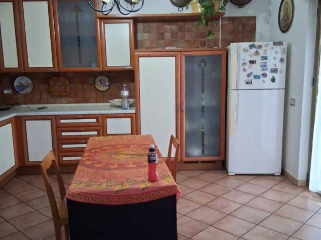 Appartamento in vendita a Capaccio, Campania