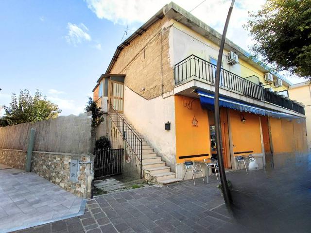 Appartamento in vendita a Capaccio, Campania
