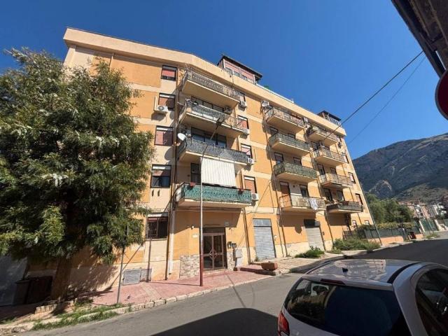 Appartamento in vendita a Capaci, Palermo