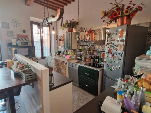 Appartamento in vendita a San Pietro Belvedere, Toscana