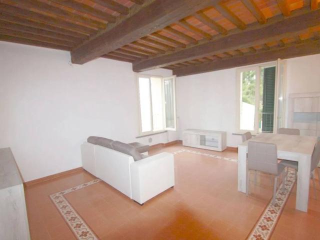 Appartamento in vendita a Tempagnano di Lunata, Bagni Di Lucca Ponte