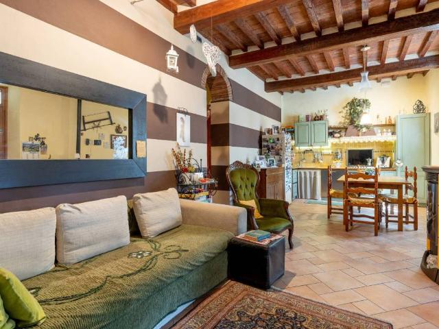 Appartamento in vendita a San Quirico, Capannori