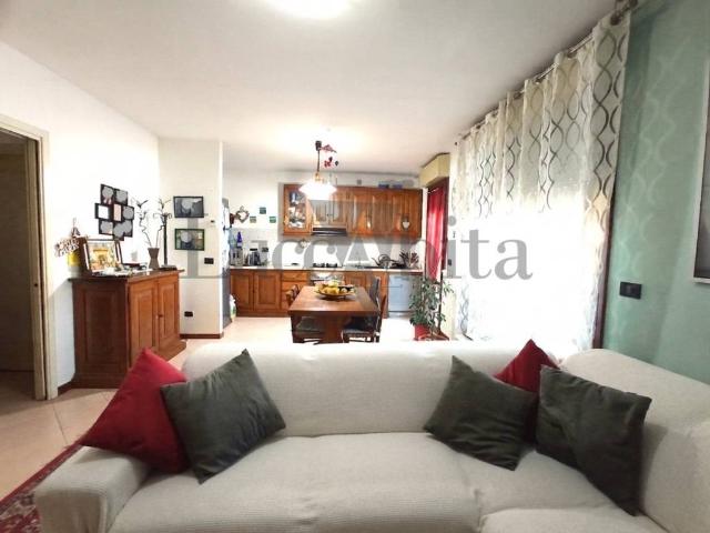 Appartamento in vendita a Capannori, Toscana