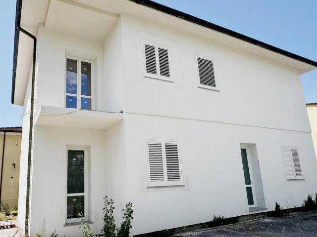 Appartamento in vendita a Capannori, Toscana