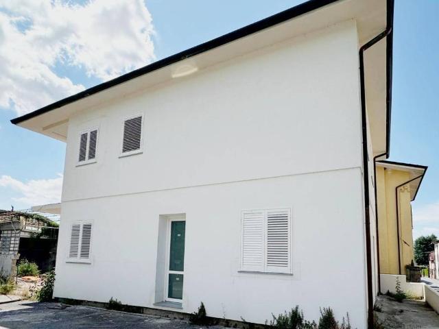 Appartamento in vendita a Capannori, Toscana