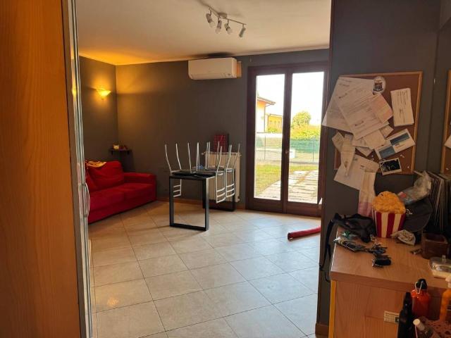 Appartamento in vendita a Capergnanica, Lombardia