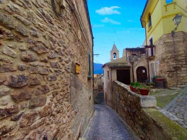 Appartamento in vendita a Capestrano, Abruzzo