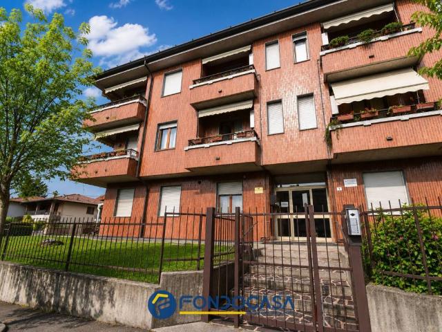Appartamento in vendita a Capiago Intimiano, Lombardia