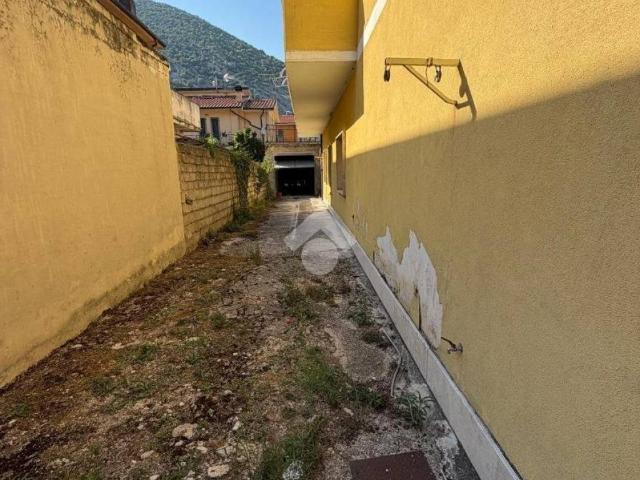 Appartamento in vendita a Pescocanale, Capistrello
