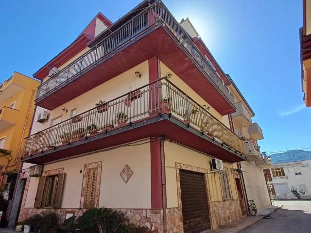 Appartamento in vendita a Piana, Capo D'orlando