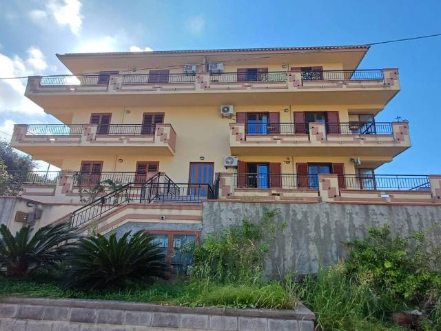 Appartamento in vendita a San Martino, Capo D'orlando