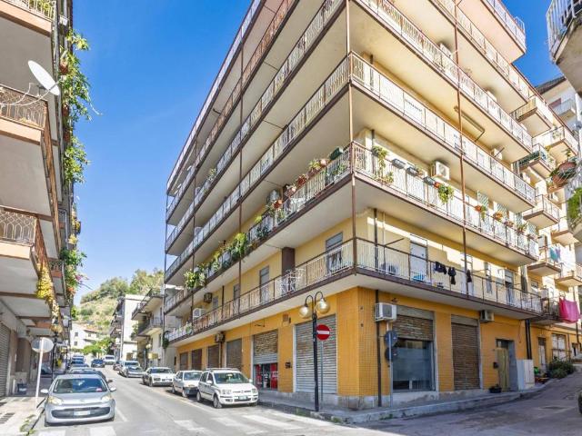 Appartamento in vendita a San Martino, Capo D'orlando