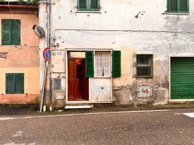 Appartamento in vendita a Capodimonte, Lazio