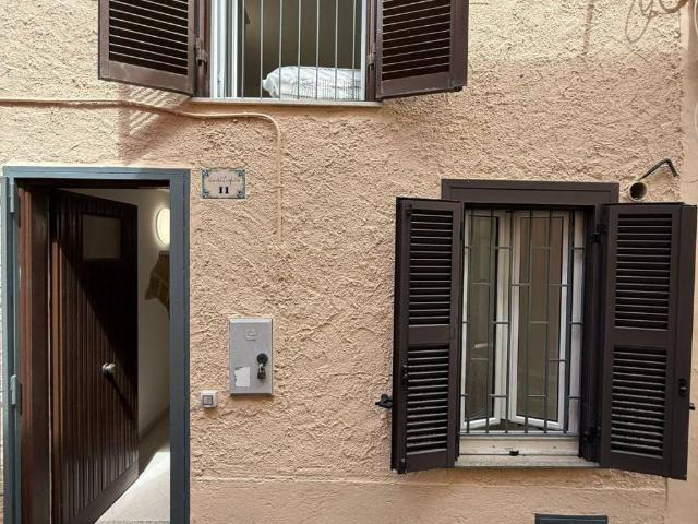 Appartamento in vendita a Capodimonte, Lazio