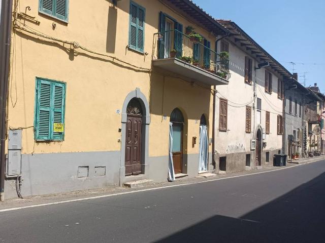 Appartamento in vendita a Capodimonte, Lazio