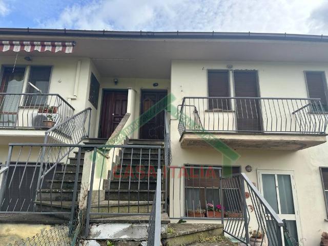Appartamento in vendita a Capodimonte, Lazio