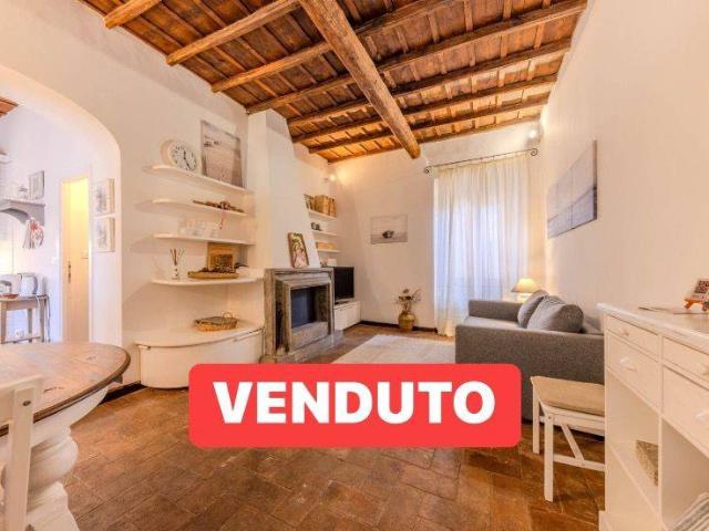 Appartamento in vendita a Capodimonte, Viterbo