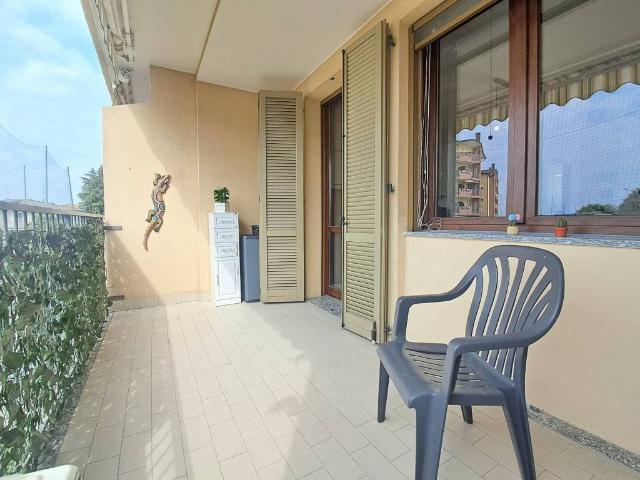 Appartamento in vendita a Caponago, Monza e della Brianza