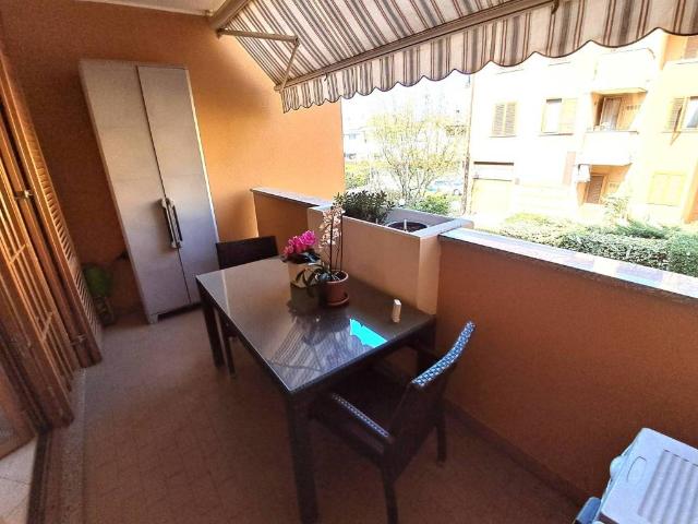 Appartamento in vendita a Caponago, Monza e della Brianza