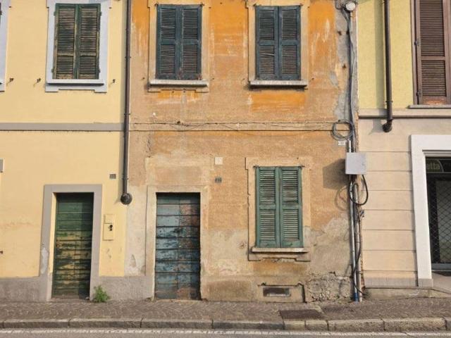 Appartamento in vendita a Caponago, Lombardia