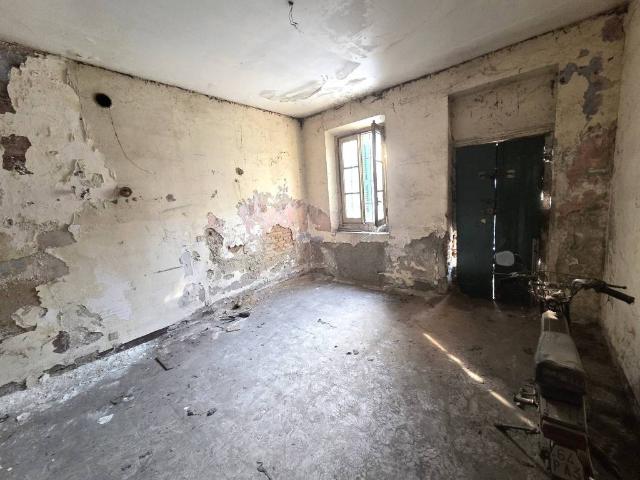 Appartamento in vendita a Caponago, Lombardia