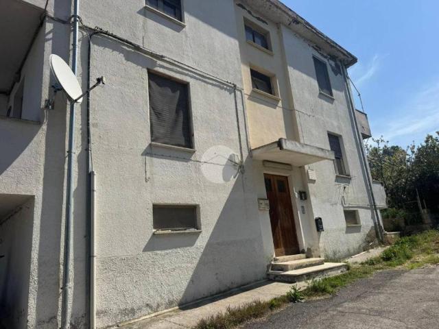 Appartamento in vendita a Cappelle Sul Tavo, Abruzzo