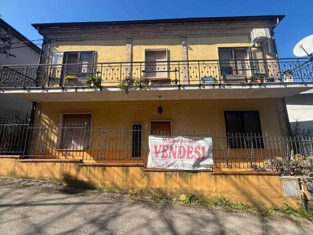 Appartamento in vendita a Cappelle Sul Tavo, Abruzzo