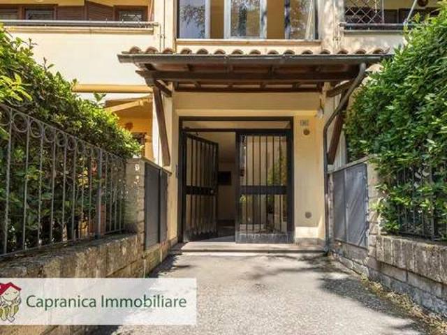 Appartamento in vendita a Capranica, Lazio