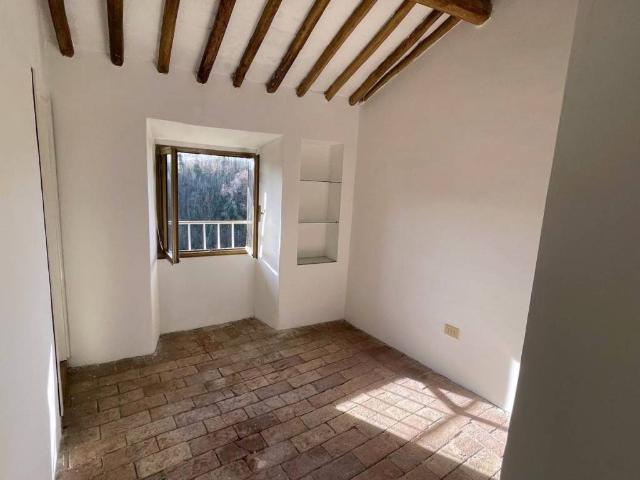 Appartamento in vendita a Capranica, Lazio