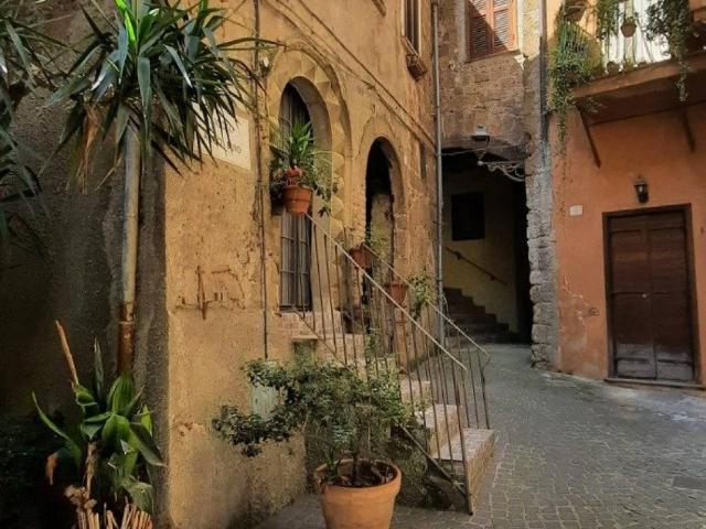 Appartamento in vendita a Capranica, Lazio