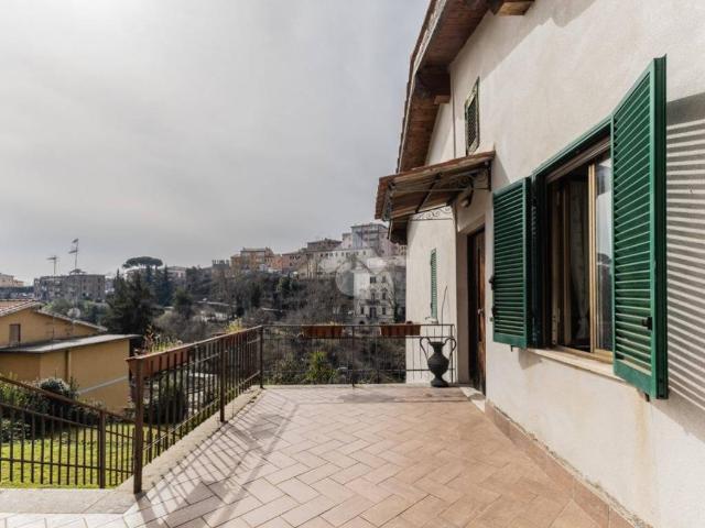 Appartamento in vendita a Capranica, Lazio