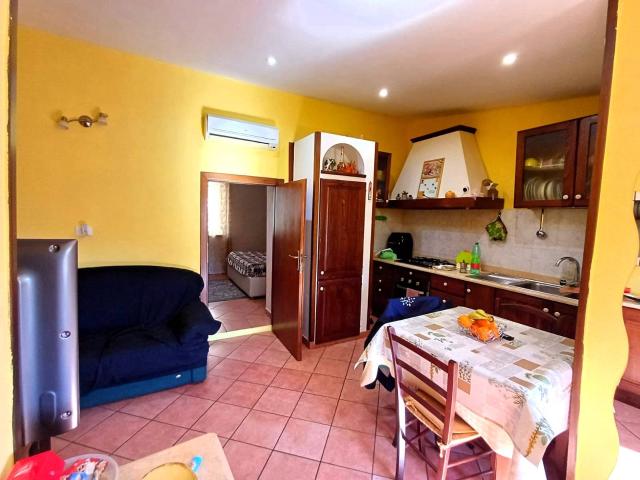 Appartamento in vendita a Caprarola, Lazio
