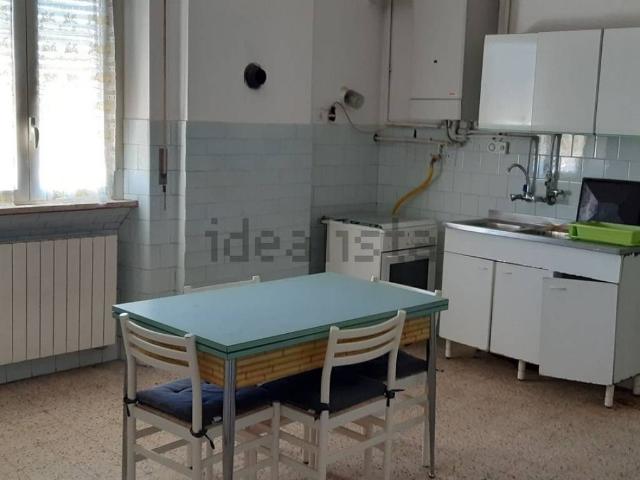Appartamento in vendita a Caprarola, Viterbo