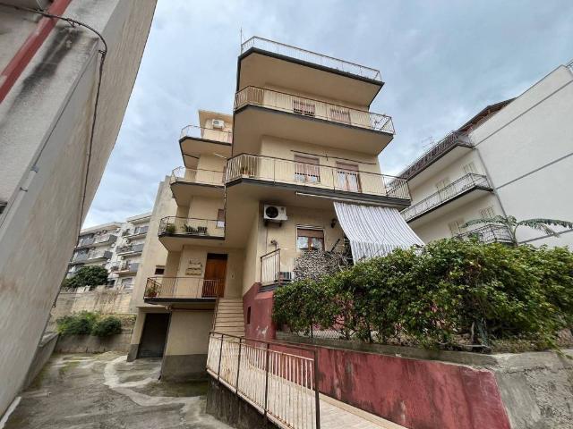 Appartamento in vendita a Capri Leone, Sicilia