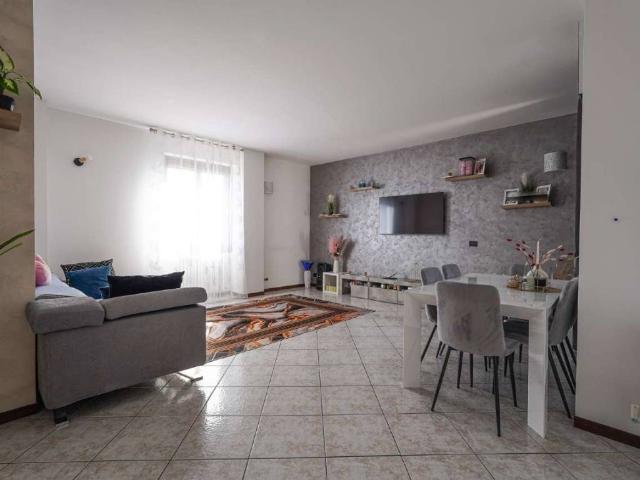 Appartamento in vendita a Capriate San Gervasio, Lombardia