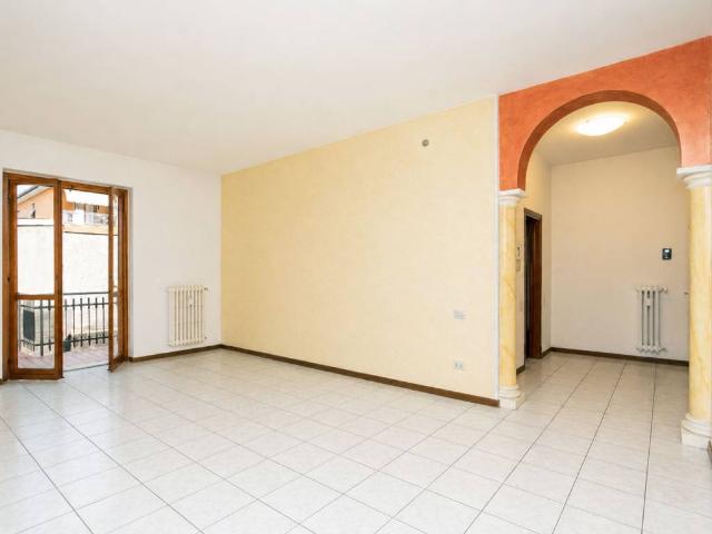 Appartamento in vendita a Capriate, Capriate San Gervasio