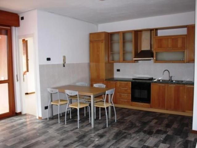 Appartamento in vendita a Caprino Bergamasco, Lombardia