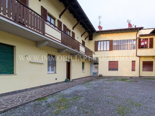Appartamento in vendita a Caprino Bergamasco, Lombardia