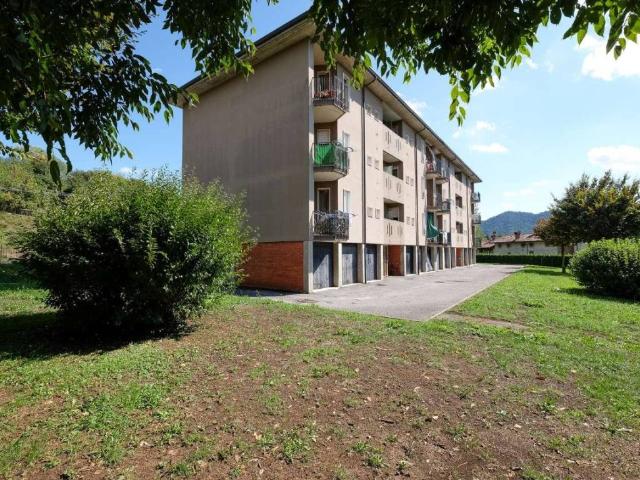 Appartamento in vendita a Caprino Bergamasco, Lombardia