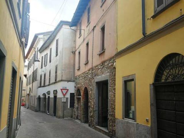 Appartamento in vendita a Caprino Bergamasco, Lombardia