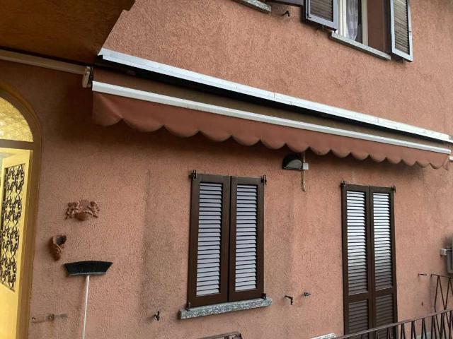 Appartamento in vendita a Caprino Bergamasco, Lombardia