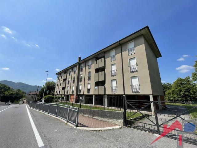 Appartamento in vendita a Caprino Bergamasco, Lombardia
