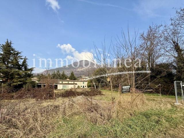 Appartamento in vendita a Rubiana, Caprino Veronese