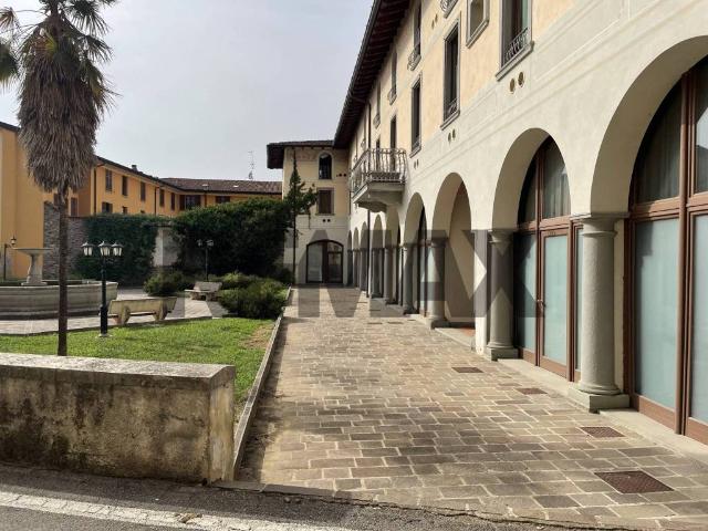 Appartamento in vendita a Pirlotti, Capriolo